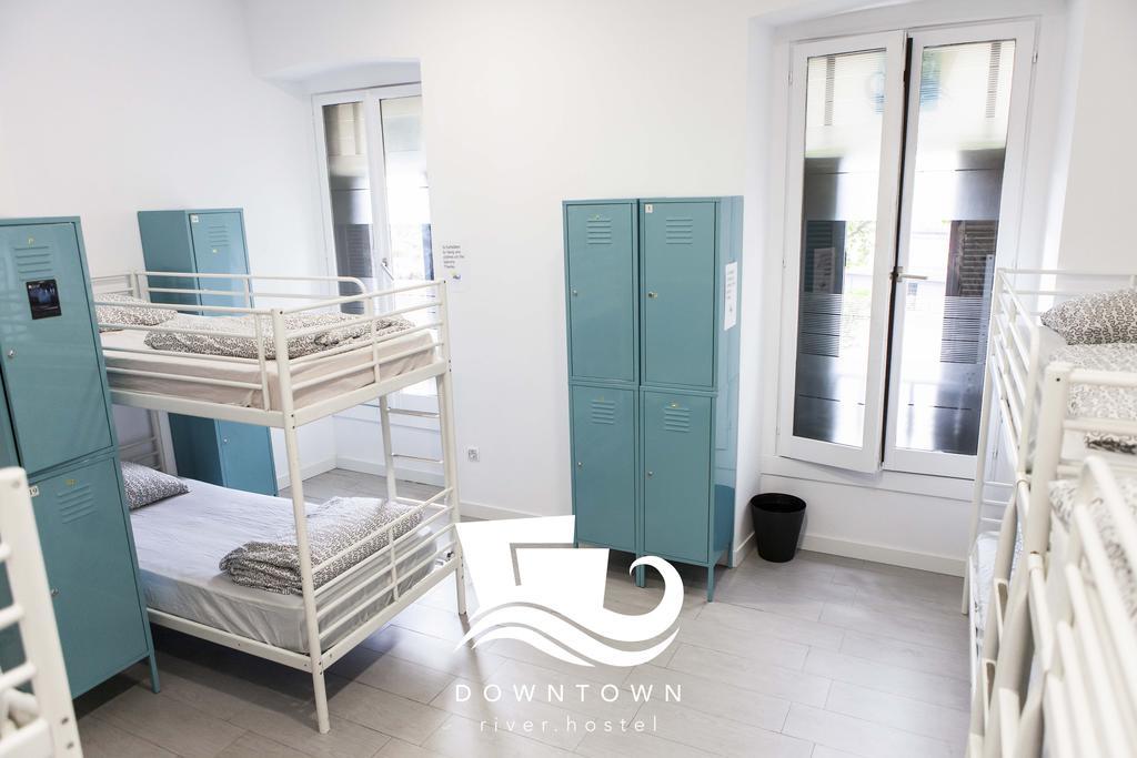 Downtown River Hostel San Sebastian Room photo